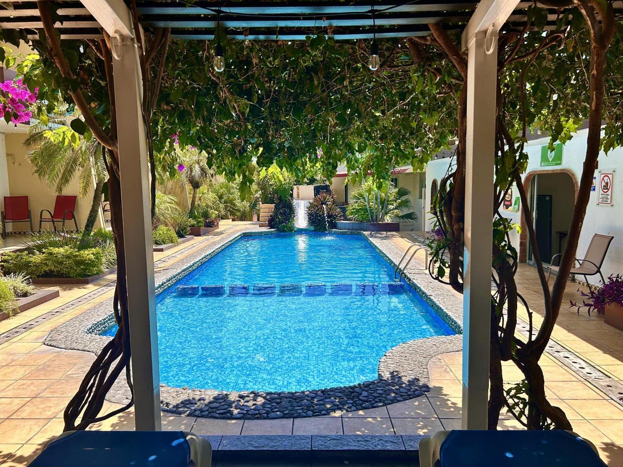 Vf Villa Florencia Hotel فيراكروز المظهر الخارجي الصورة